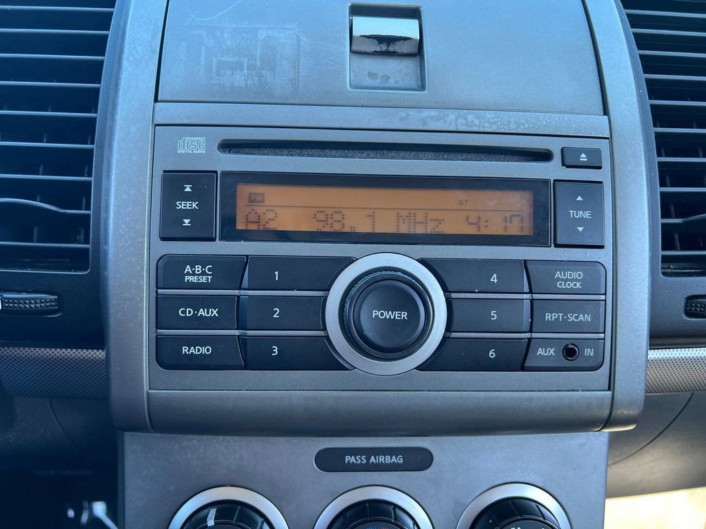 Used 2009 Nissan Sentra 2.0 FE+ FWD image 16