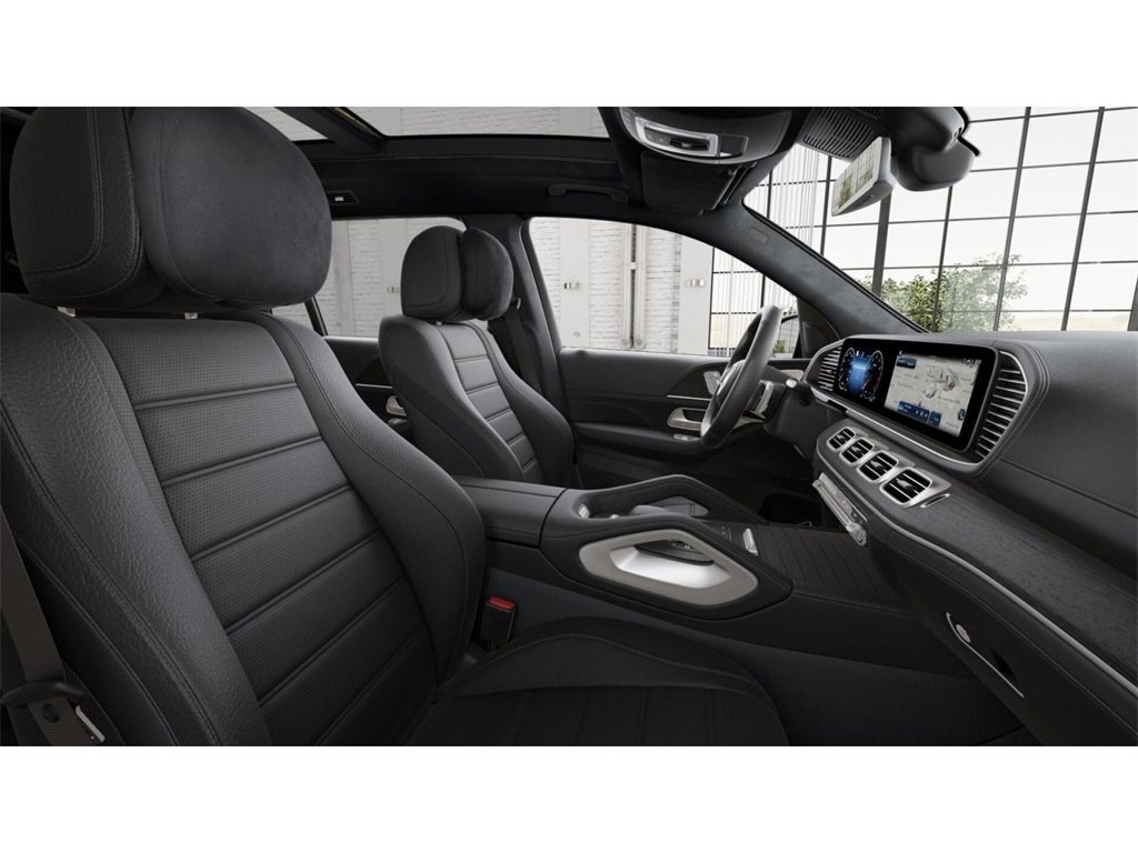 New 2026 Mercedes-Benz GLS 580 4MATIC image 4