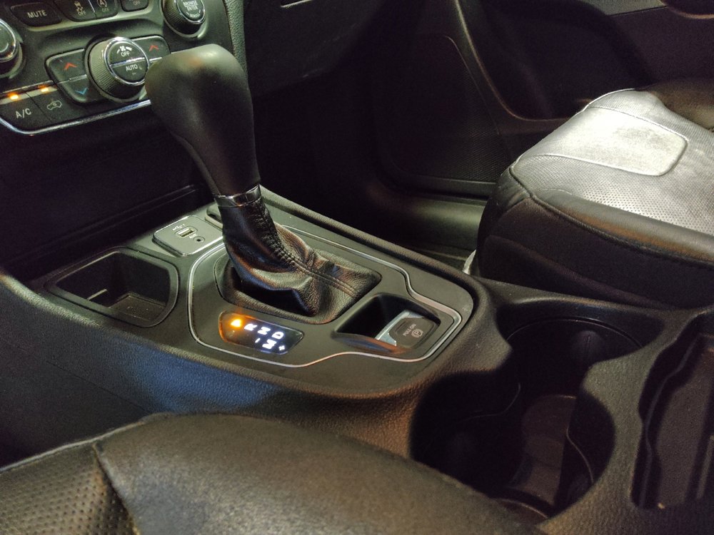 Used 2021 Jeep Cherokee Latitude Lux 80th Anniv w/ Quick Order Package 26U 80TH image 26