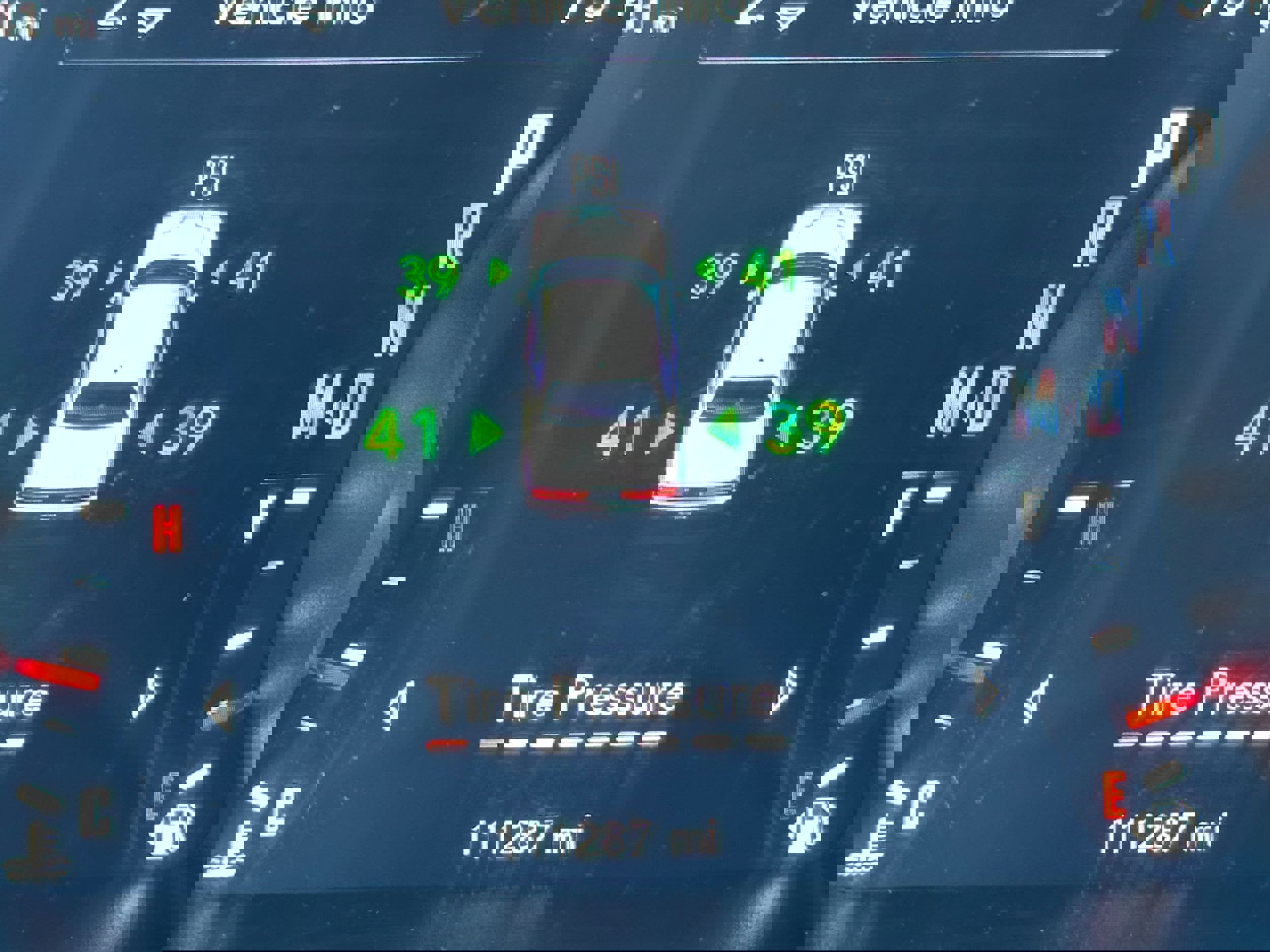 Used 2018 Dodge Challenger SXT w/ Blacktop Package image 14