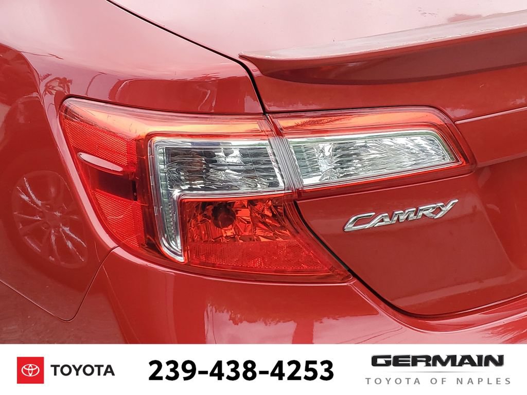 Used 2013 Toyota Camry SE FWD image 16