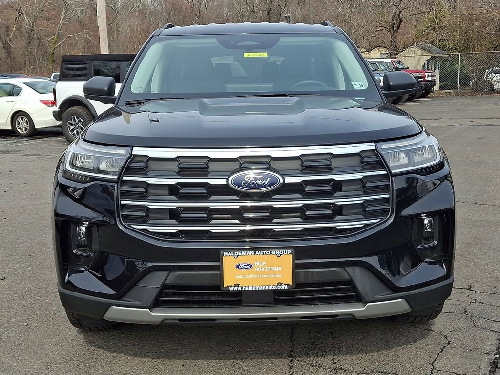 Certified 2025 Ford Explorer Active w/ Active Comfort Package image 2