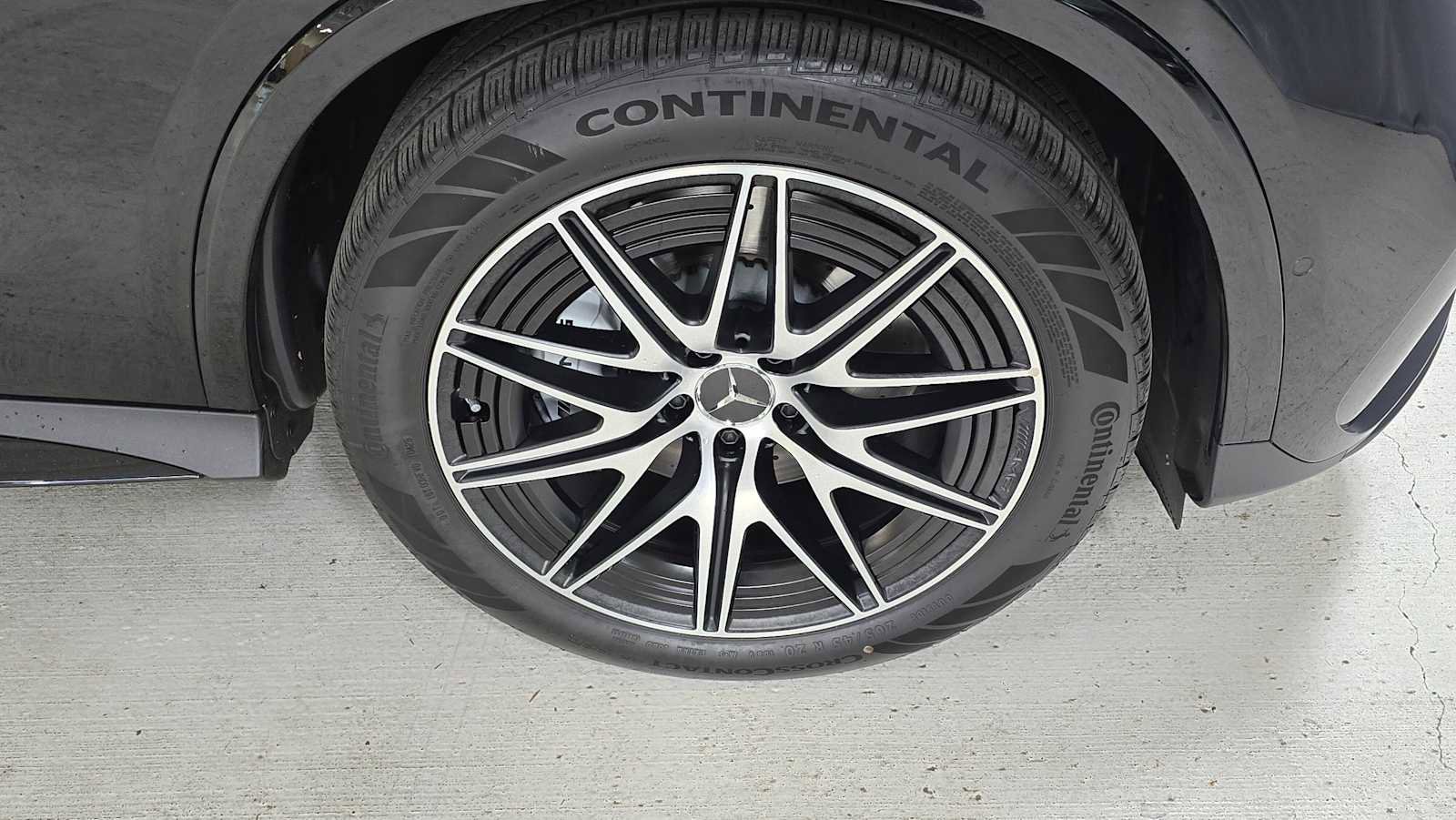 Certified 2026 Mercedes-Benz GLC 43 AMG 4MATIC image 9