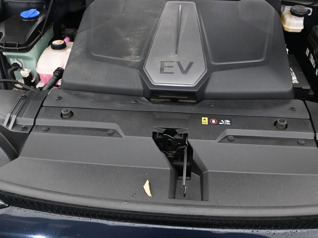 Used 2022 Kia EV6 Light image 16