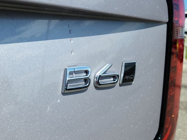 New 2026 Volvo XC90 B6 Plus w/ Protection Package Premier AWD/4WD image 16