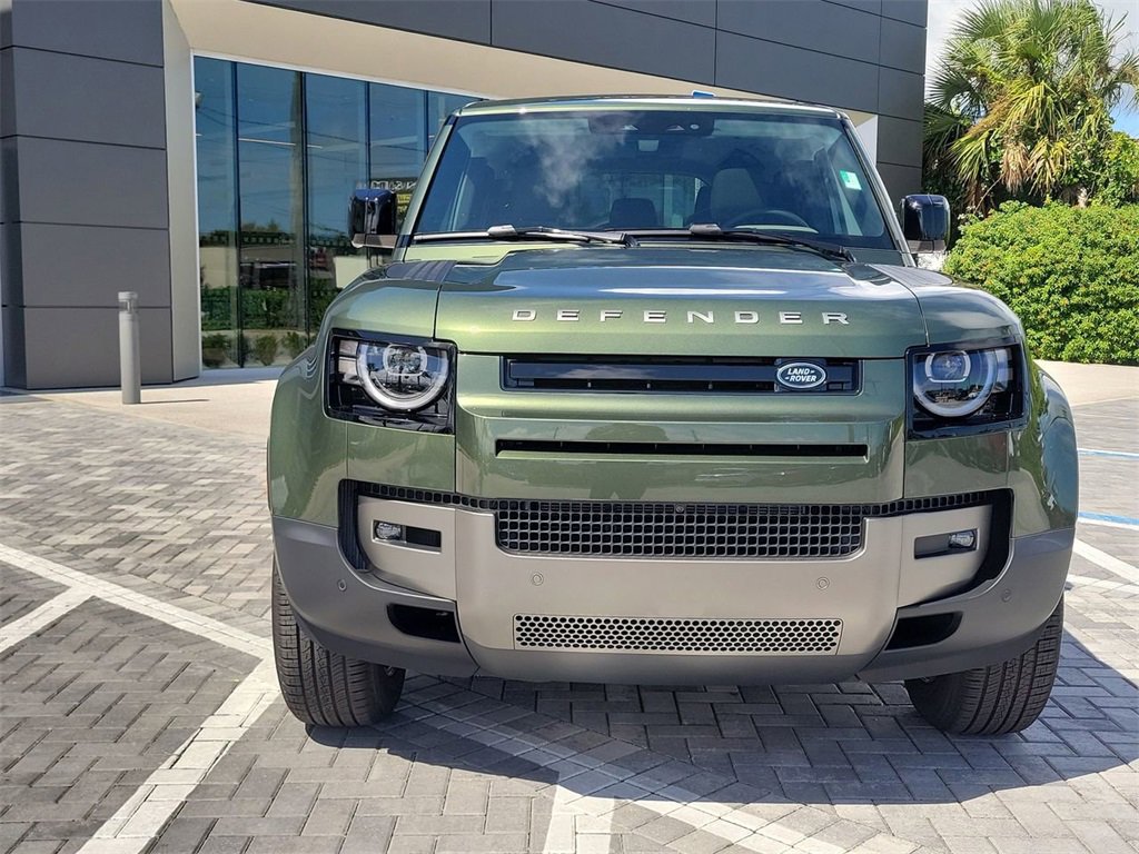 New 2026 Land Rover Defender 110 S image 8