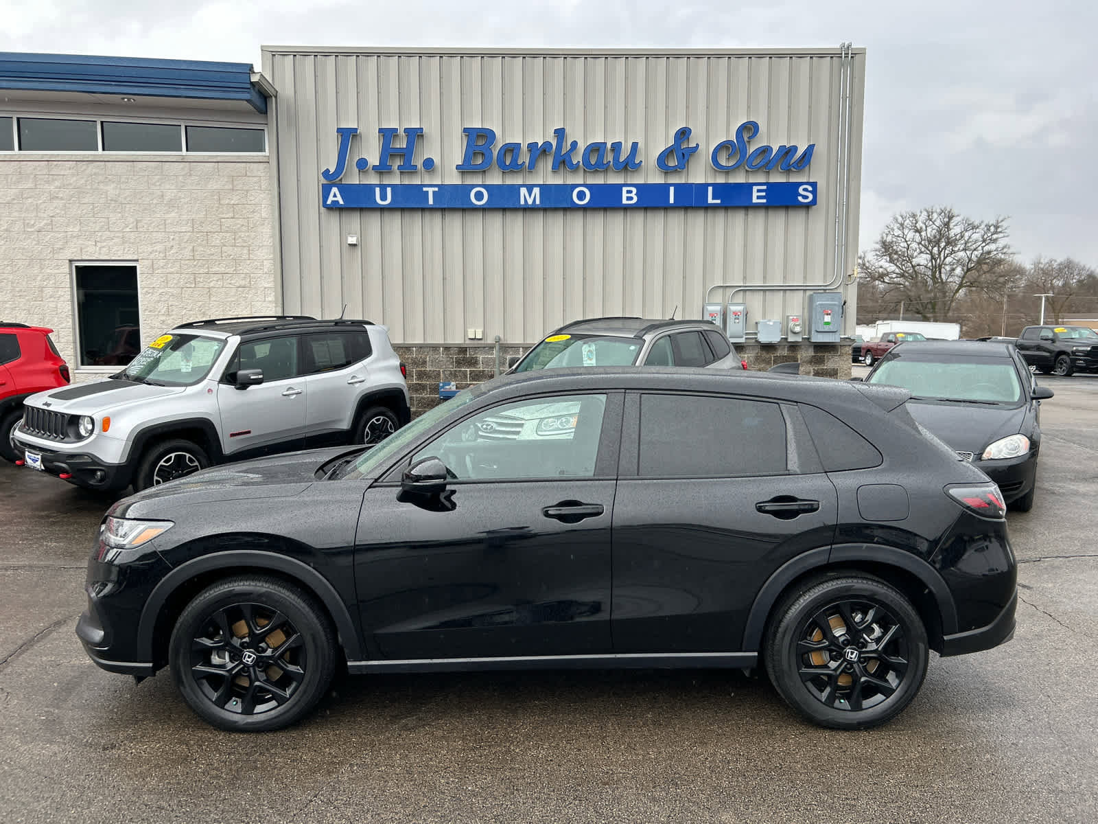 Used 2025 Honda HR-V Sport image 6