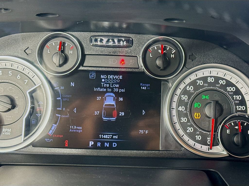 Used 2015 RAM 1500 Outdoorsman image 14