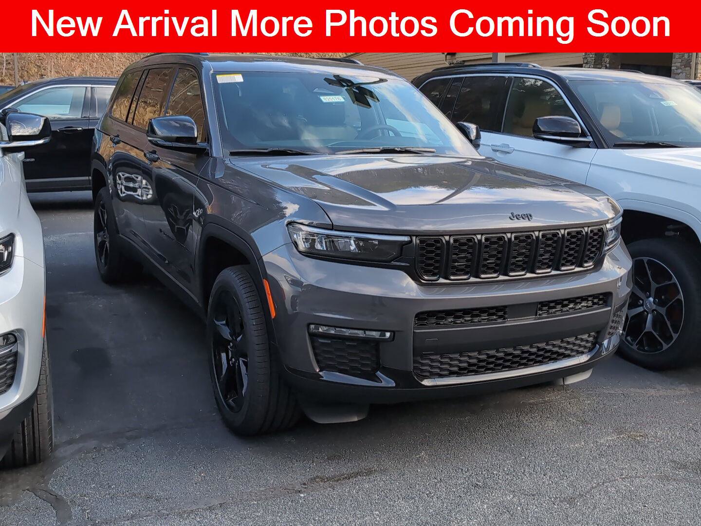 New 2025 Jeep Grand Cherokee L Limited image 1