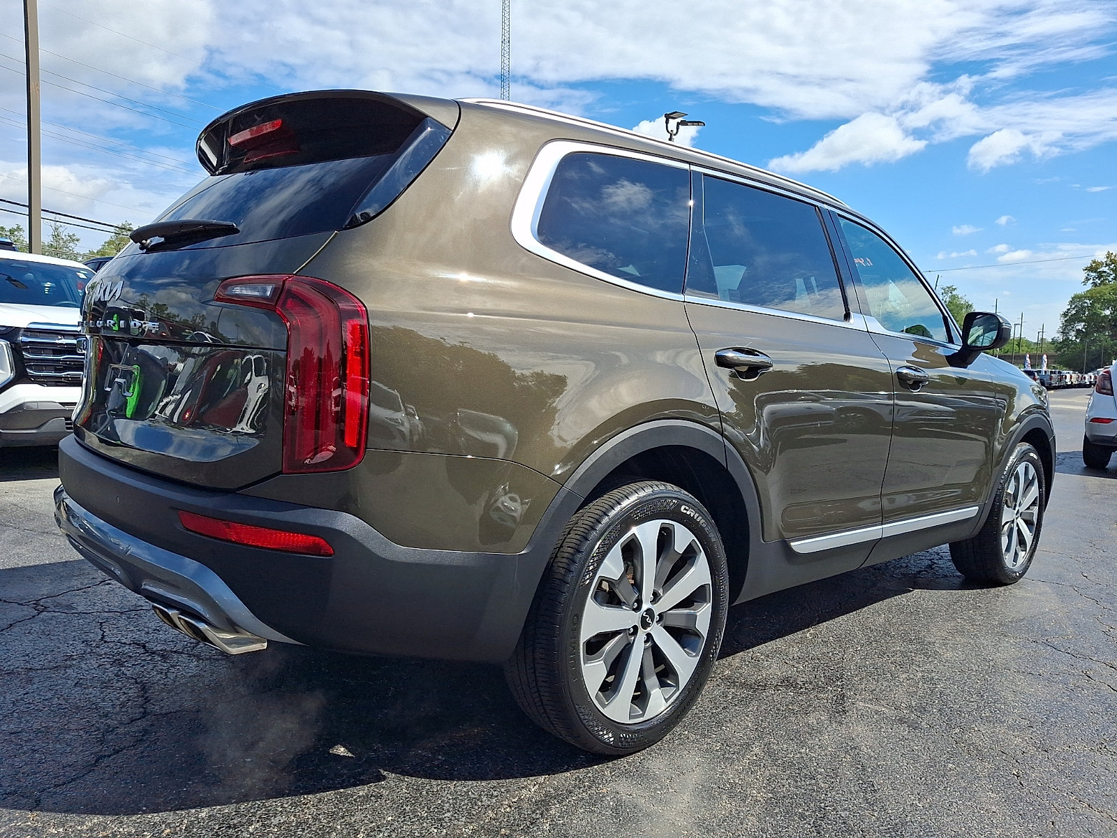 Used 2022 Kia Telluride S AWD/4WD image 6
