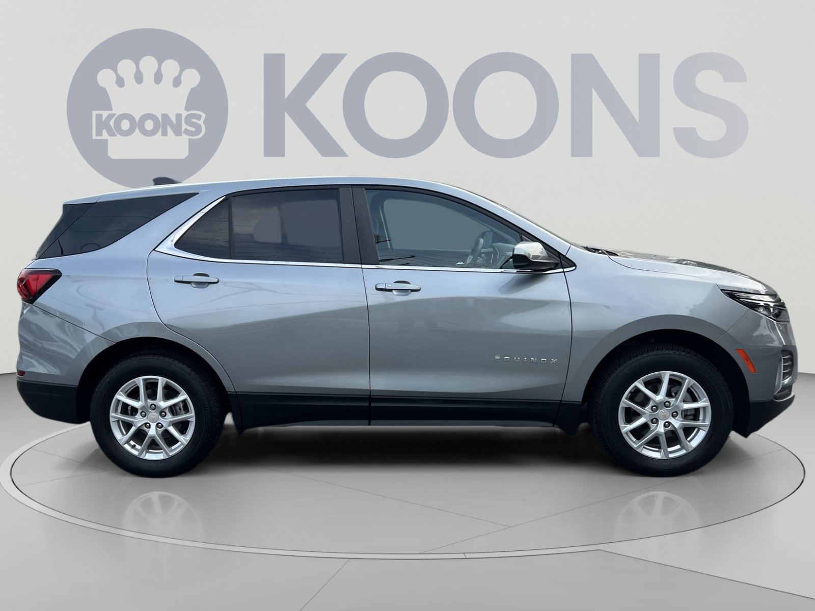 Used 2024 Chevrolet Equinox LT AWD/4WD image 8