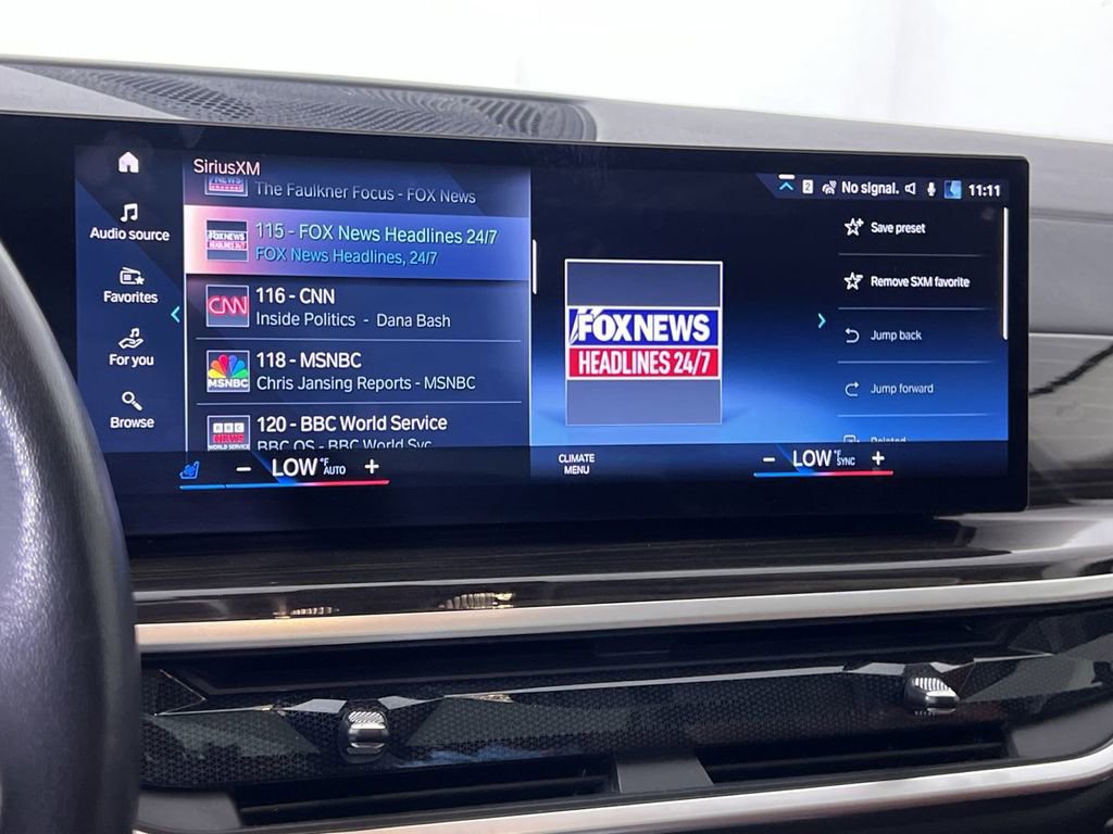 Used 2023 BMW X7 xDrive40i w/ Premium Package image 17