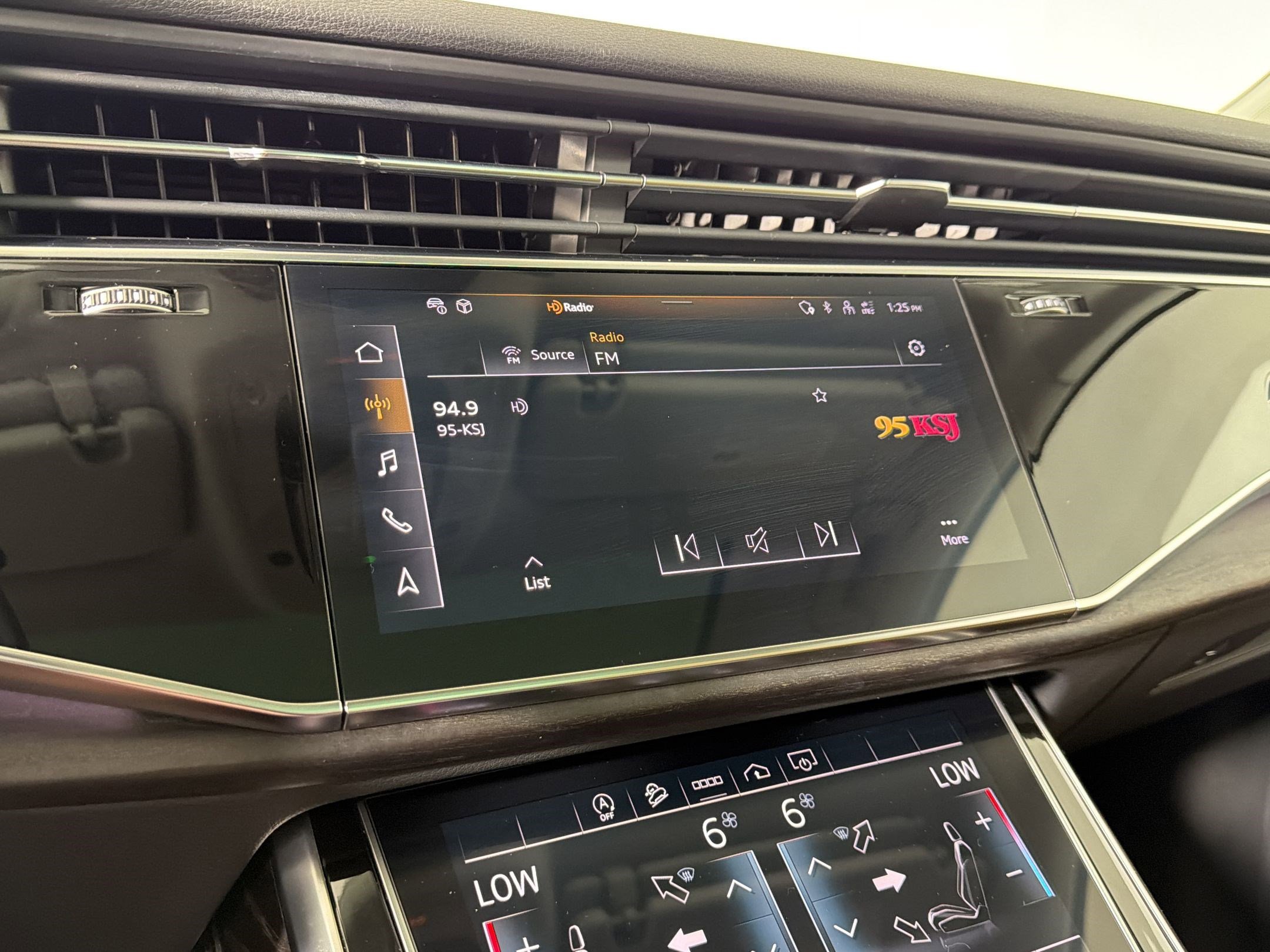 Certified 2023 Audi Q7 2.0T Premium Plus image 24