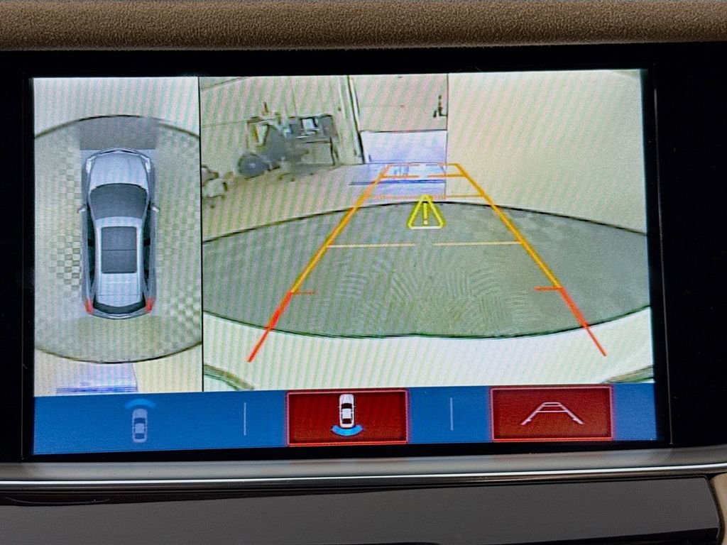 Used 2019 Cadillac XT5 Platinum image 14