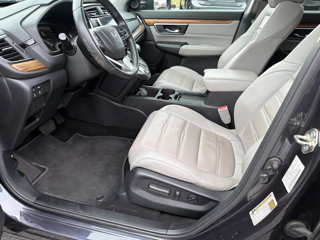 Used 2018 Honda CR-V Touring image 9
