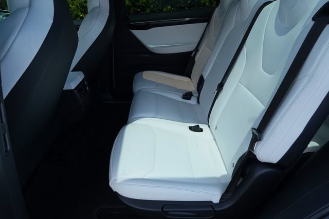 Used 2019 Tesla Model X Long Range AWD/4WD image 13