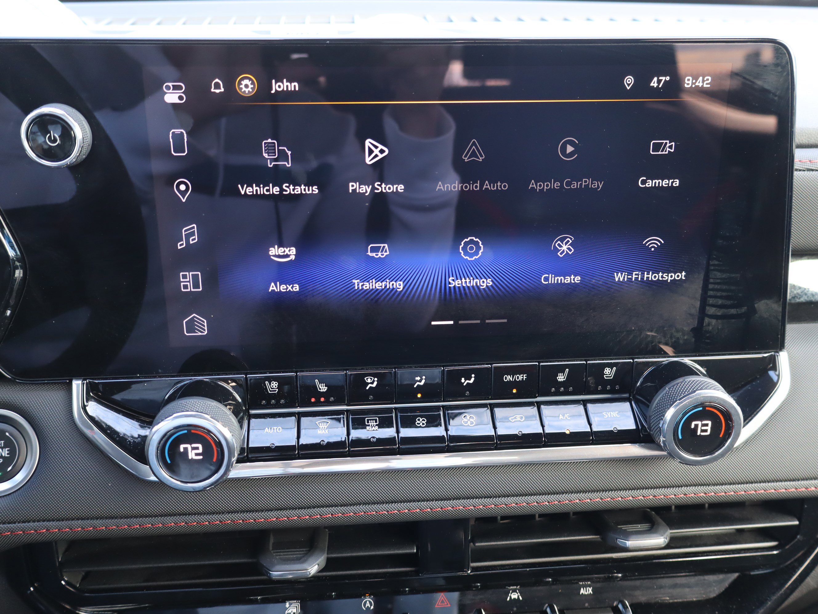 Certified 2025 Chevrolet Colorado Z71 w/ Midnight Edition image 27