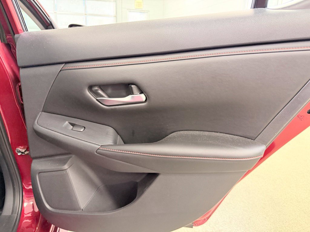 Used 2024 Nissan Sentra SR FWD image 30