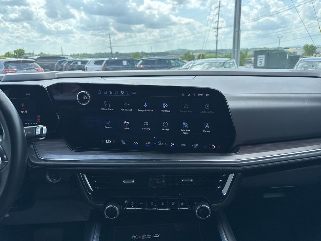 Used 2025 Chevrolet Tahoe Z71 AWD/4WD image 25