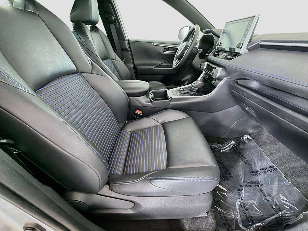 Used 2022 Toyota RAV4 XSE w/ XSE Grade Weather Package AWD/4WD image 25
