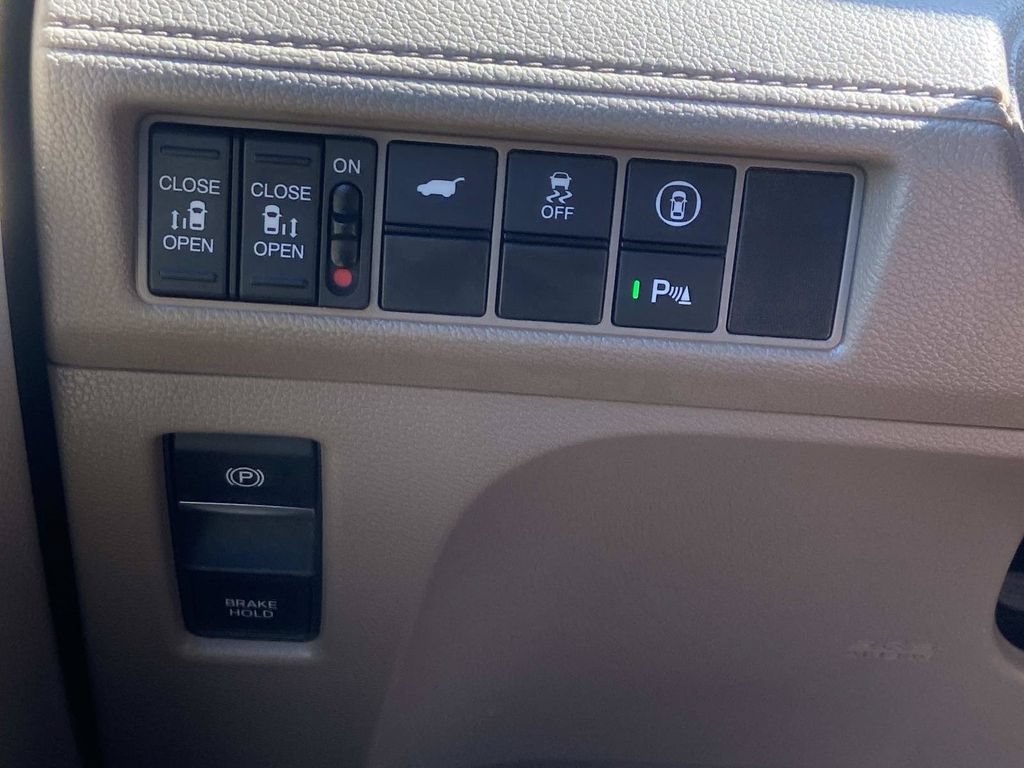 Used 2023 Honda Odyssey Elite image 31