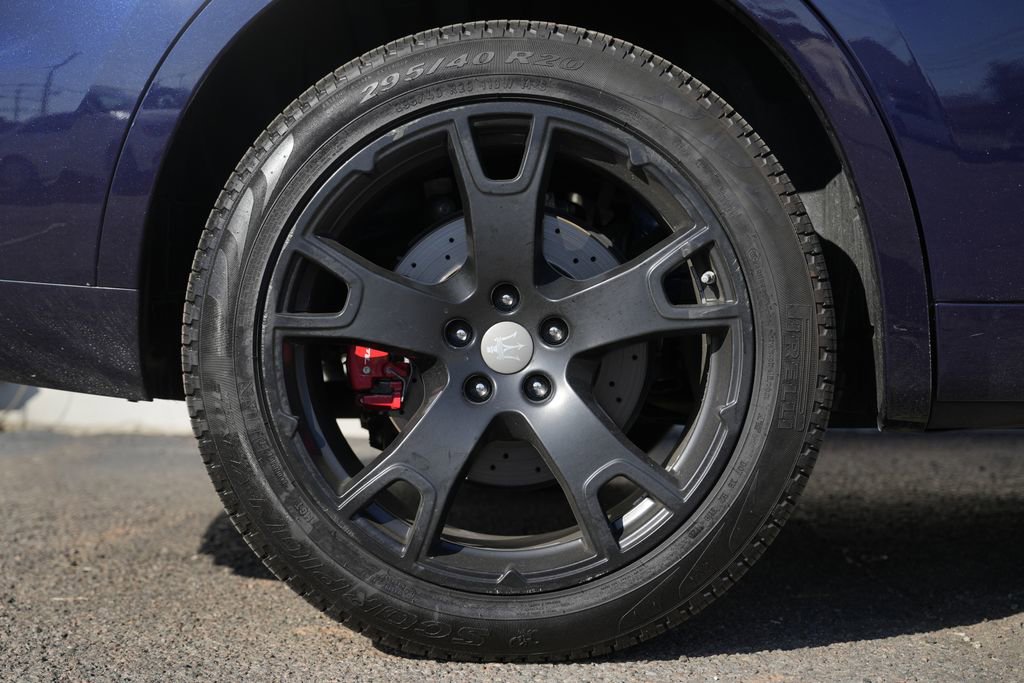 Used 2017 Maserati Levante S image 9