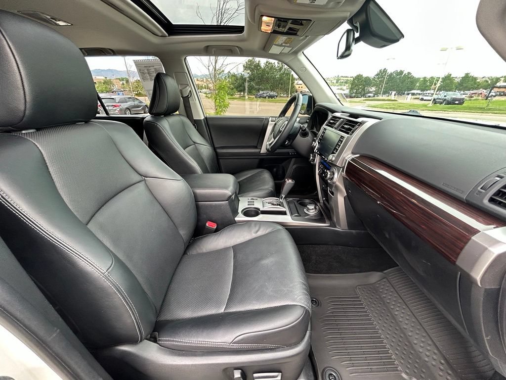 Used 2023 Toyota 4Runner Limited AWD/4WD image 32