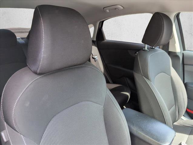 Used 2021 Kia Forte LXS FWD image 23