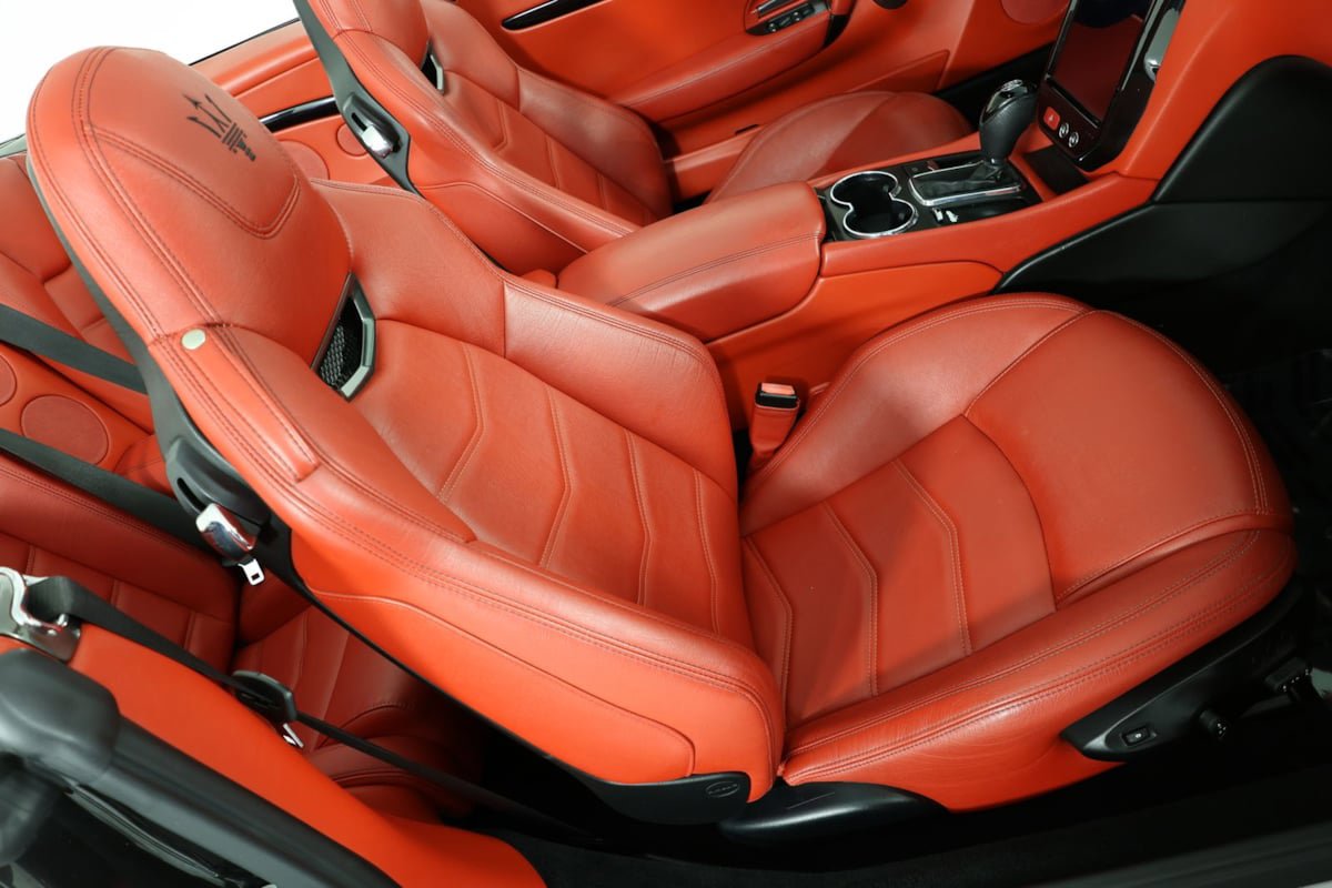 Used 2017 Maserati GranTurismo Convertible RWD image 27