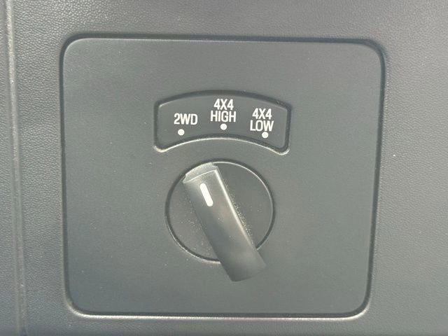 Used 2005 Ford F350 XLT image 26