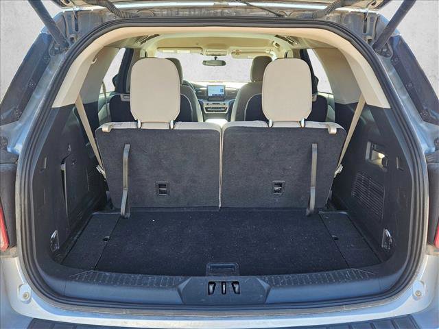 Used 2023 Ford Explorer XLT w/ Class IV Trailer Tow Package image 6