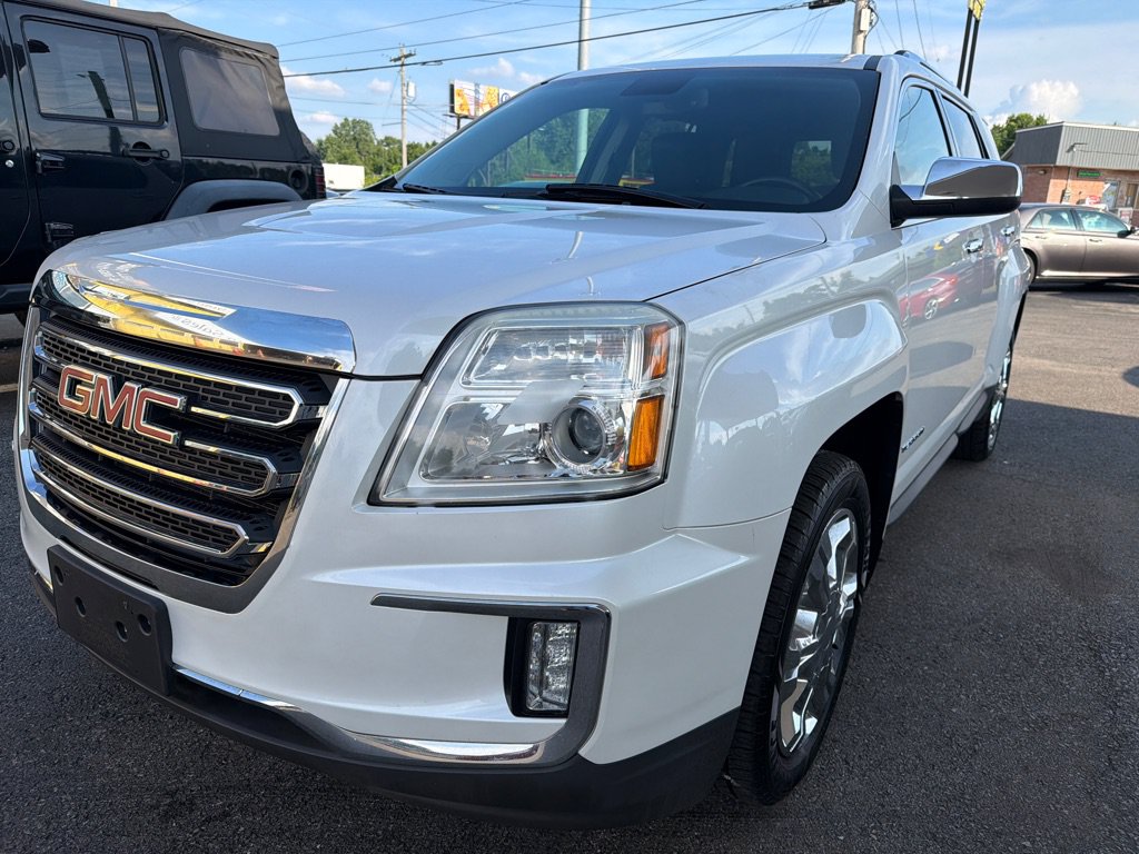 Used 2017 GMC Terrain SLT w/ Memory Package FWD image 8