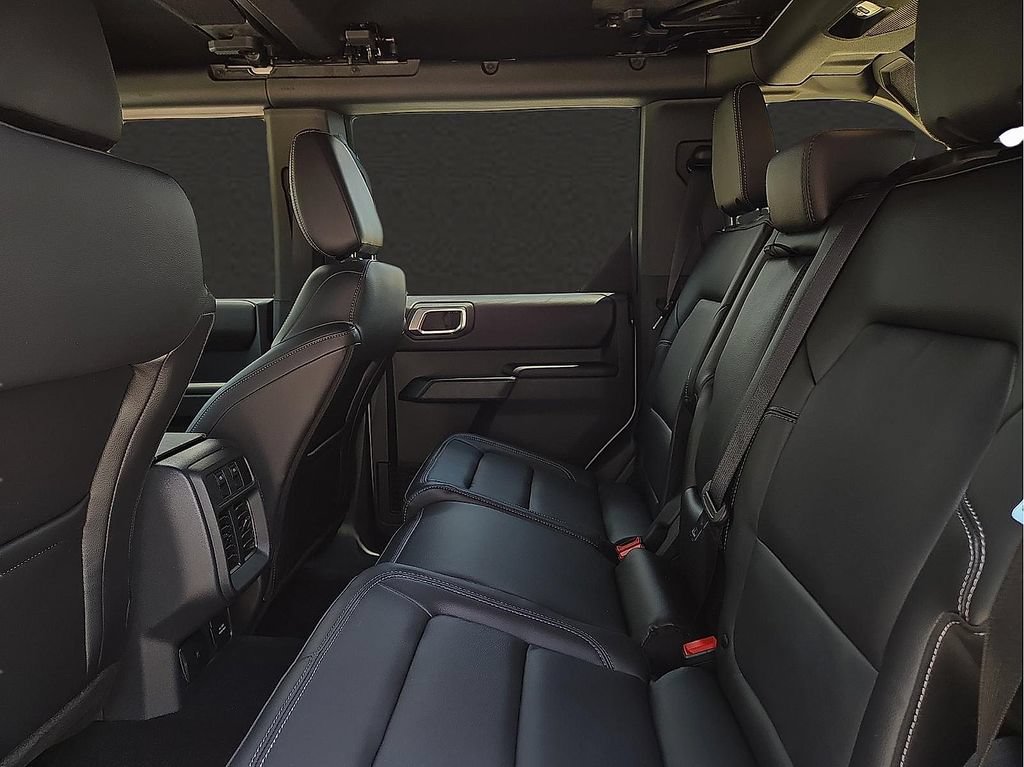 New 2026 Ford Bronco Outer Banks AWD/4WD image 9