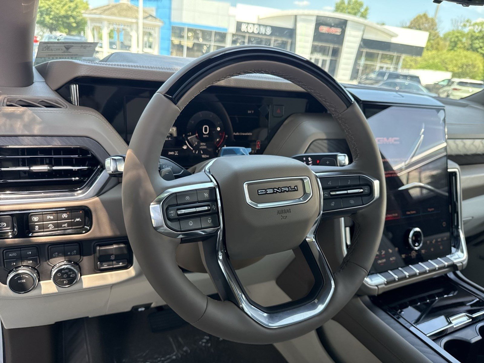 New 2026 GMC Yukon Denali w/ Advanced Technology Package AWD/4WD image 13