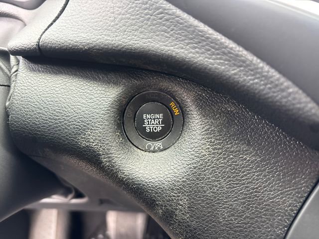 Used 2022 Jeep Cherokee Trailhawk image 15