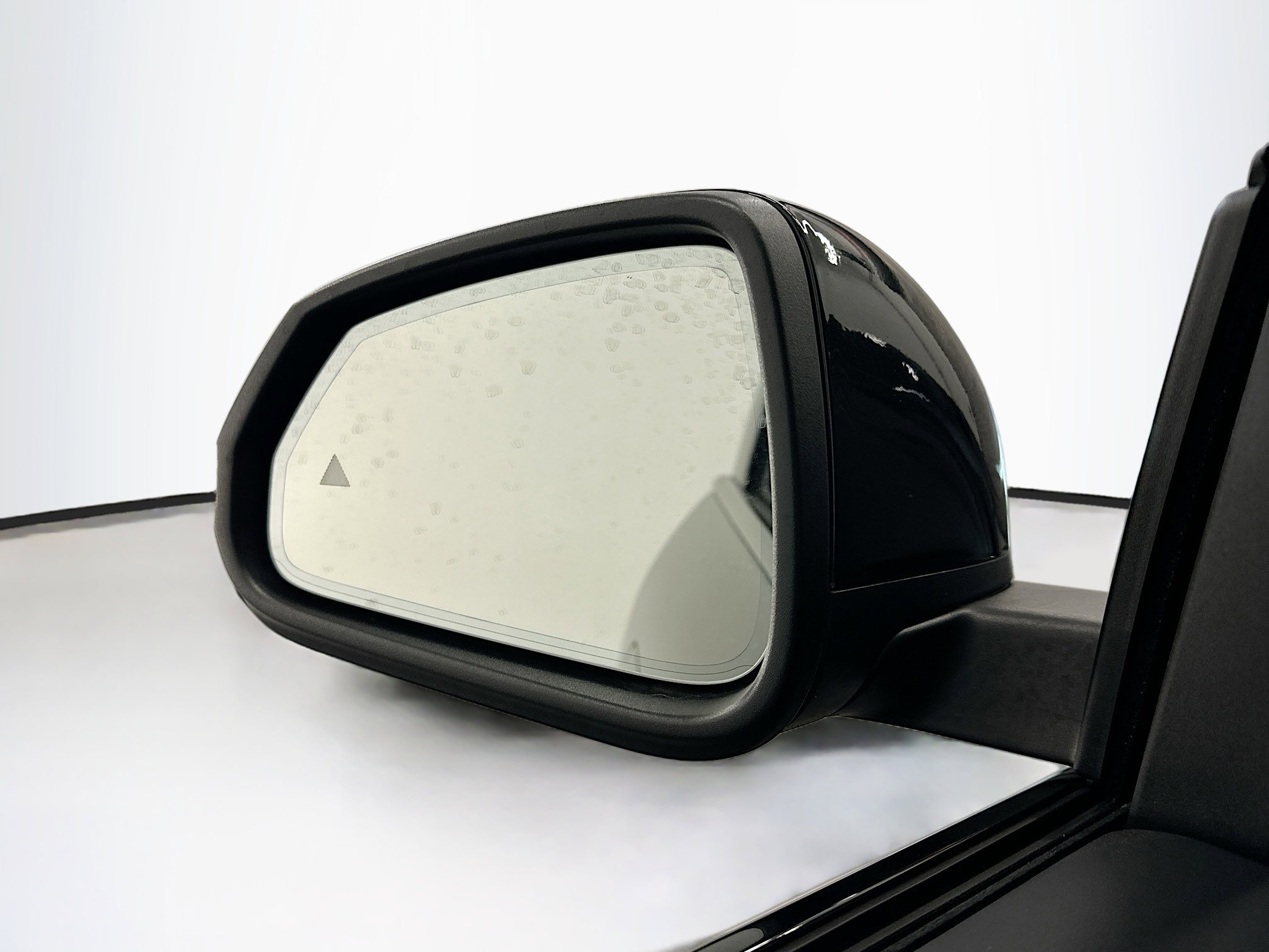 Used 2025 BMW X2 xDrive28i image 16