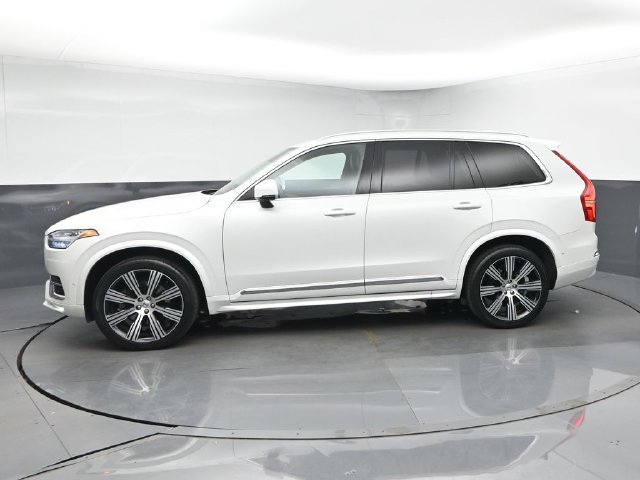 Used 2025 Volvo XC90 B6 Plus w/ Protection Package Premier AWD/4WD image 4