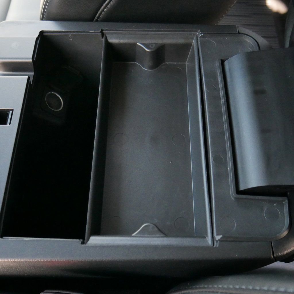 Used 2023 Ford Explorer XLT w/ Equipment Group 202A image 41