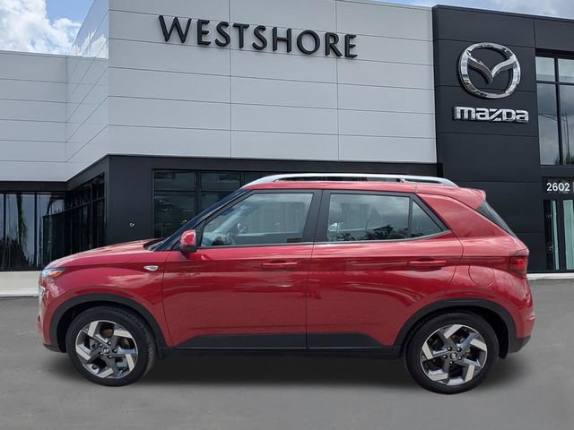 Used 2022 Hyundai Venue Limited FWD image 6