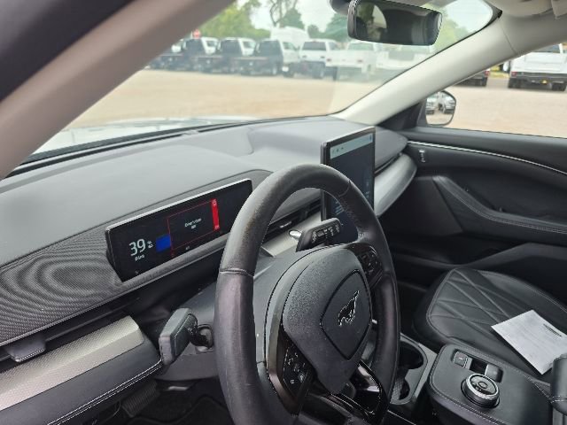 Used 2021 Ford Mustang Mach-E Select w/ Comfort/Appearance Package AWD/4WD image 9