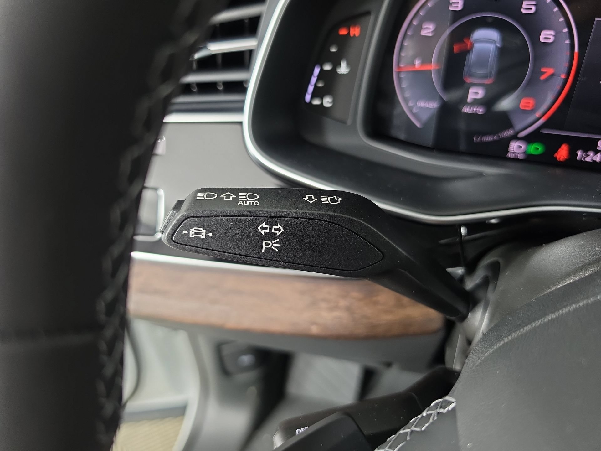 New 2026 Audi Q8 Prestige AWD/4WD image 25