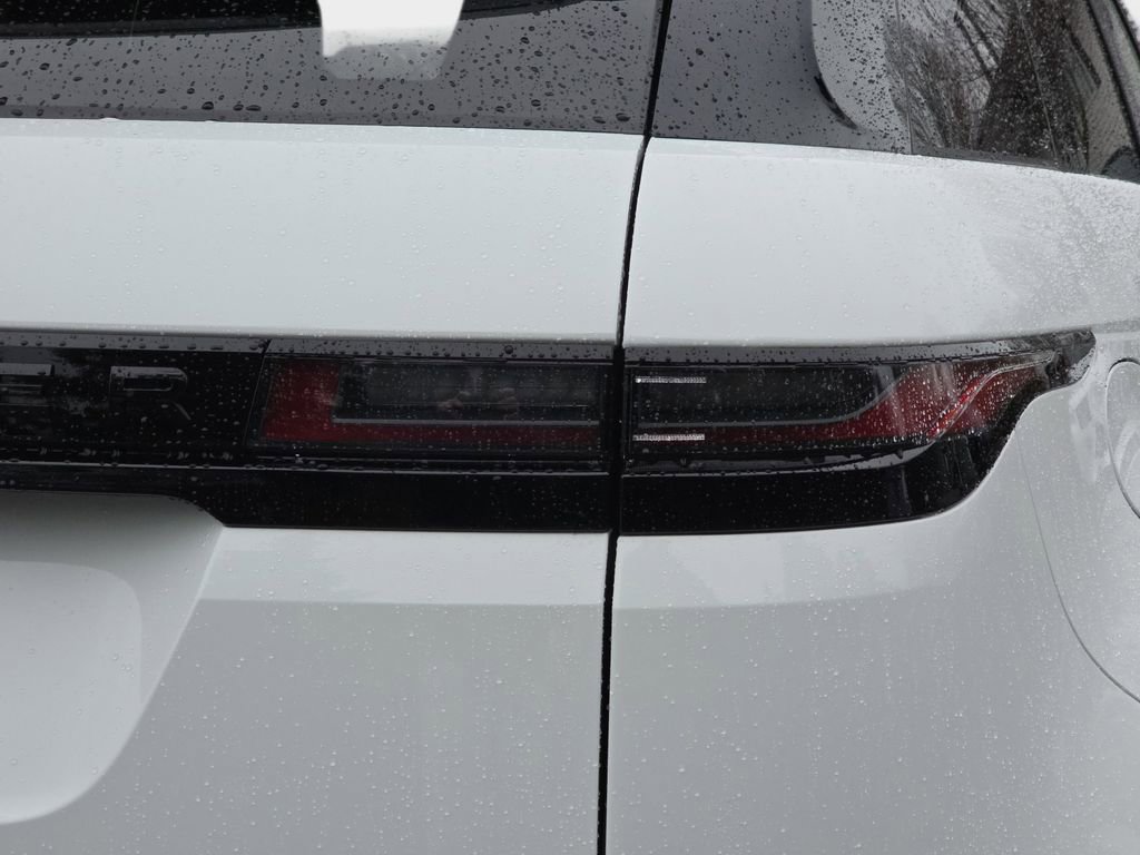 Used 2025 Land Rover Range Rover Evoque S image 39