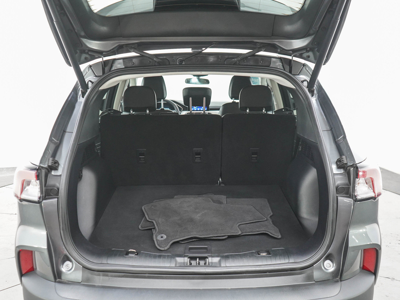 Used 2022 Ford Escape SEL AWD/4WD image 16