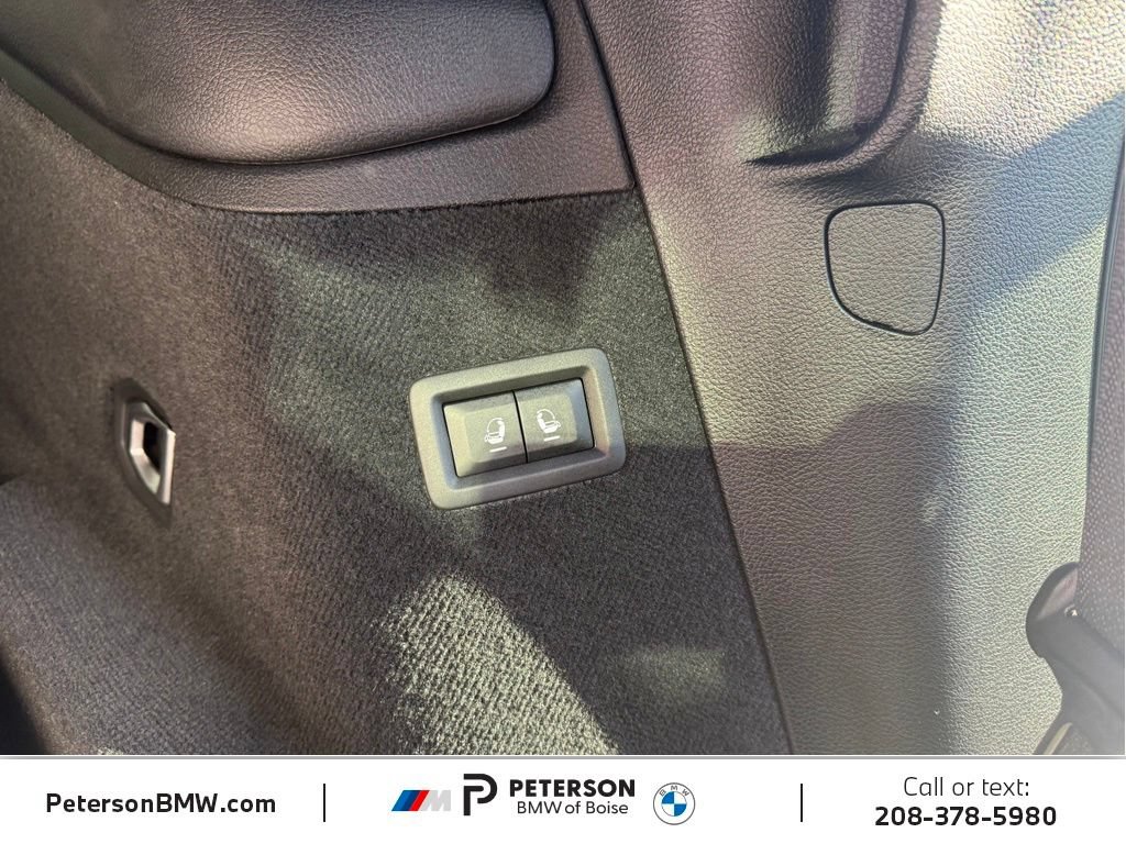 Used 2023 Jeep Grand Cherokee L Summit AWD/4WD image 25