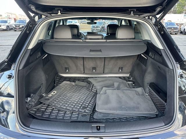 Used 2022 Audi Q5 2.0T Premium w/ Convenience Package image 12