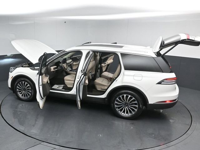 Used 2023 Lincoln Aviator AWD w/ Premium Package image 55