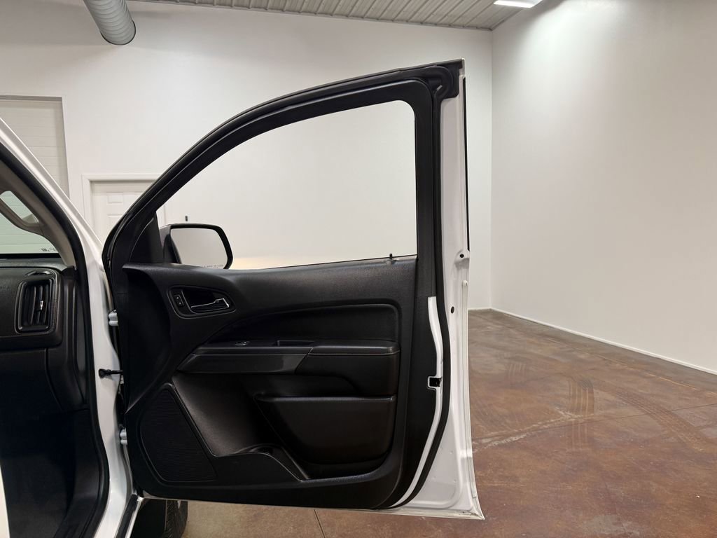 Used 2021 GMC Canyon AT4 image 64