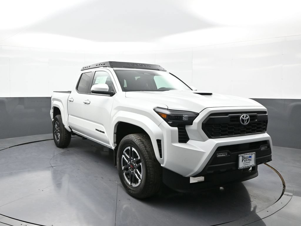 New 2024 Toyota Tacoma TRD Sport w/ TRD Sport Upgrade Package AWD/4WD image 3