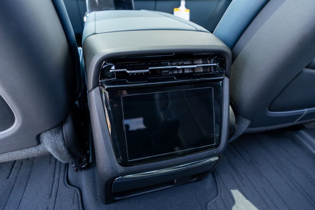 Used 2025 Cadillac Escalade IQ Luxury 2 w/ LPO, Premium Carpet Package AWD/4WD image 53