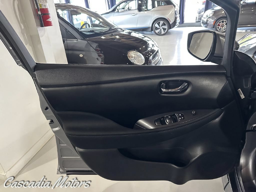 Used 2022 Nissan Leaf S Plus FWD image 21